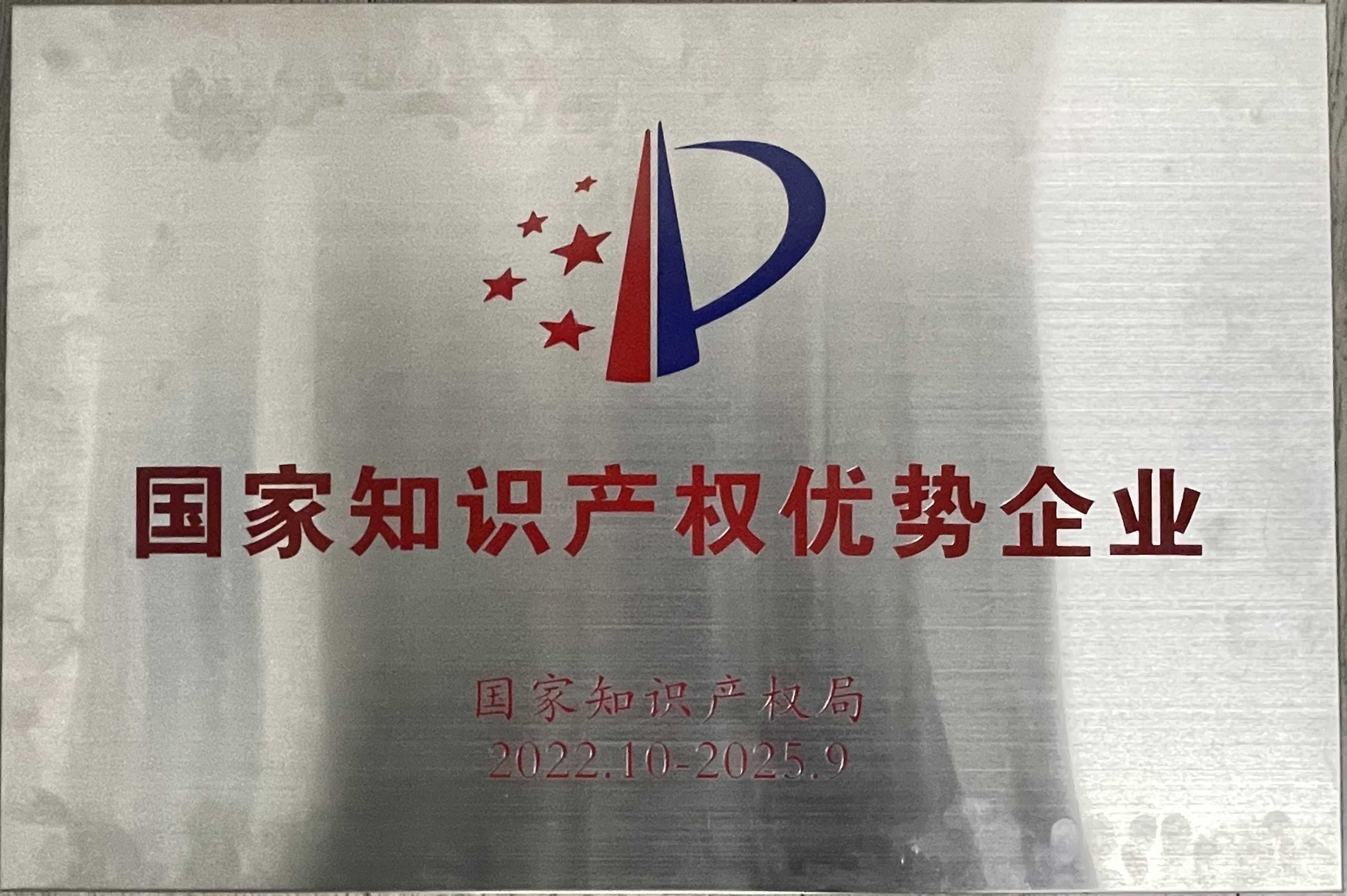 亚洲精品国偷拍自产在线麻豆